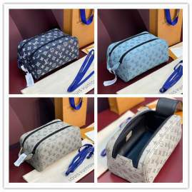 Picture of Louis Vuitton Wallets _SKUfw199734133fw